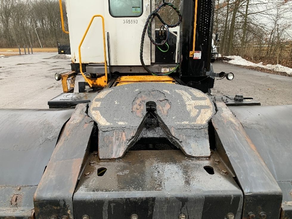 Yard Truck-Heavy Duty Tractors-Ottawa-2019-T2-Delaware-OH-55,567\n\t\tmiles-$ 53,500 - Image 6