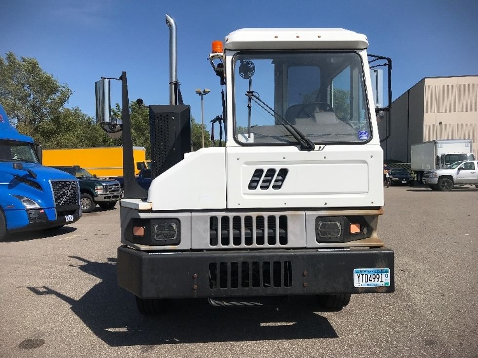 Yard Truck-Heavy Duty Tractors-Ottawa-2019-T2-Eagan-MN-55,021\n\t\tmiles-$ 67,500 - Image 2