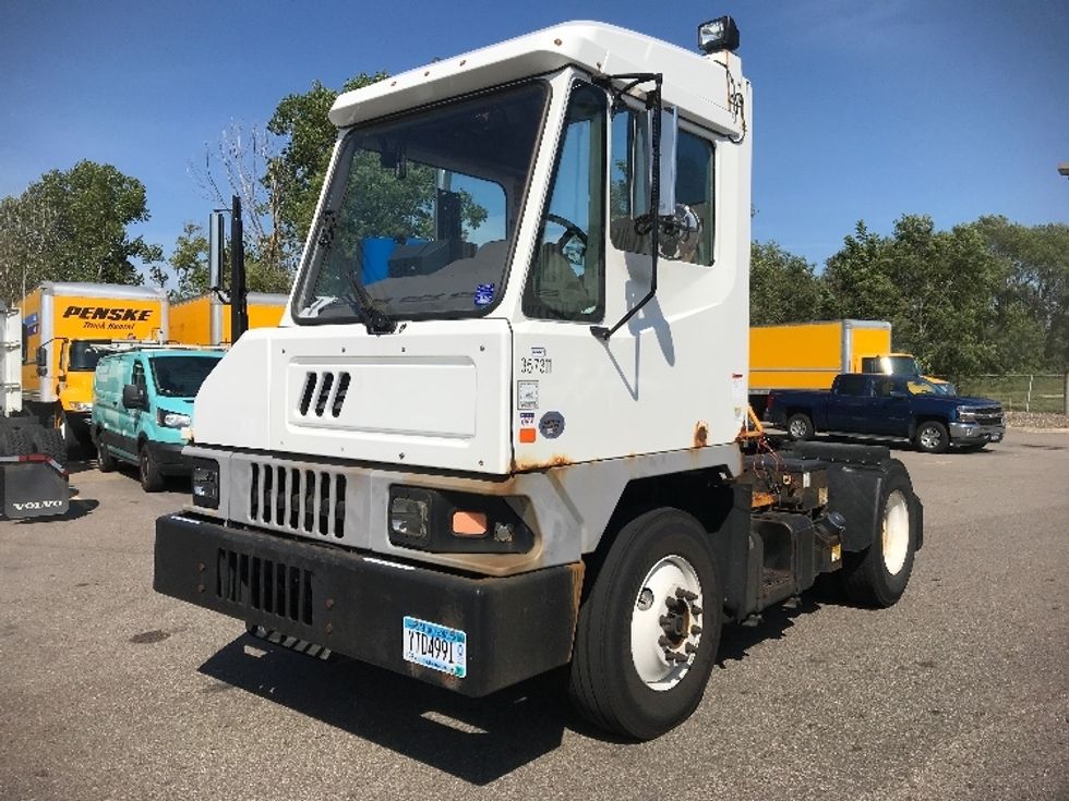 Yard Truck-Heavy Duty Tractors-Ottawa-2019-T2-Eagan-MN-55,021\n\t\tmiles-$ 67,500 - Image 3