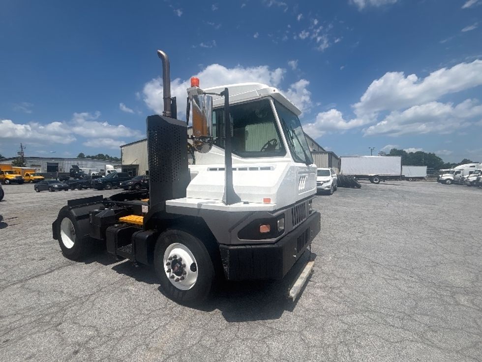 Yard Truck-Heavy Duty Tractors-Ottawa-2019-T2-Forest Park-GA-50,763\n\t\tmiles-$ 61,750 - Image 1