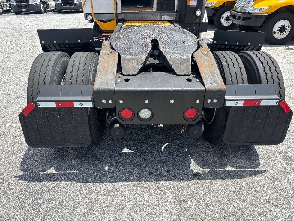 Yard Truck-Heavy Duty Tractors-Ottawa-2019-T2-Forest Park-GA-50,763\n\t\tmiles-$ 61,750 - Image 20