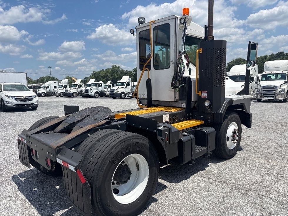 Yard Truck-Heavy Duty Tractors-Ottawa-2019-T2-Forest Park-GA-50,763\n\t\tmiles-$ 61,750 - Image 7