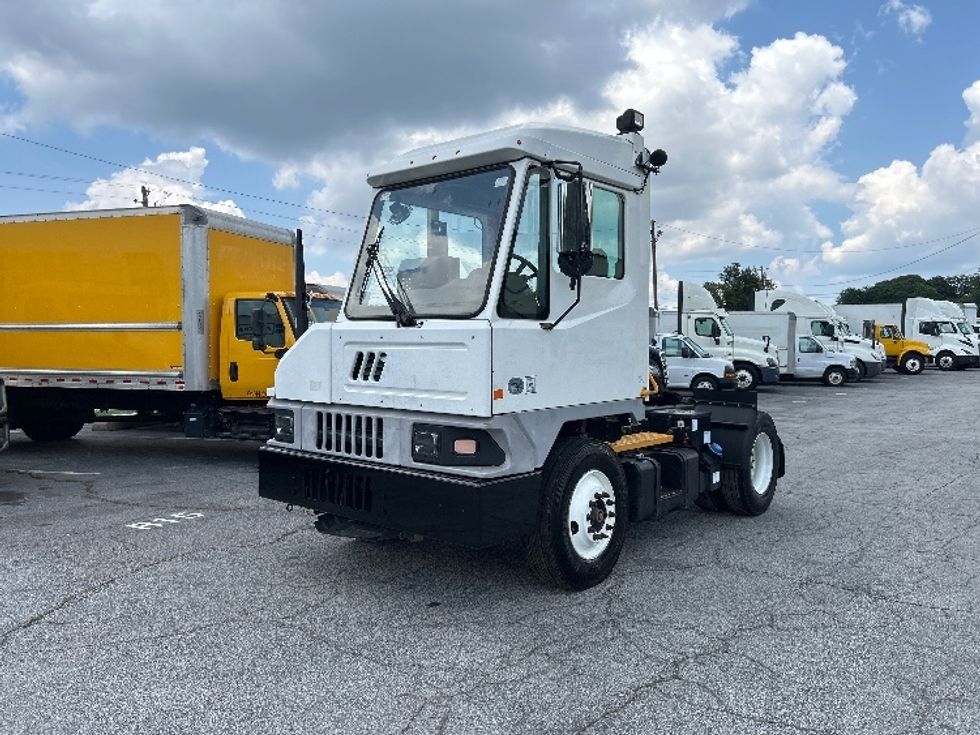 Yard Truck-Heavy Duty Tractors-Ottawa-2019-T2-Forest Park-GA-515,004\n\t\tmiles-$ 57,000 - Image 3
