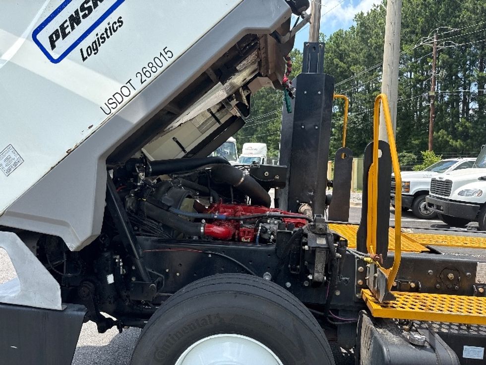 Yard Truck-Heavy Duty Tractors-Ottawa-2019-T2-Forest Park-GA-71,767\n\t\tmiles-$ 52,250 - Image 15