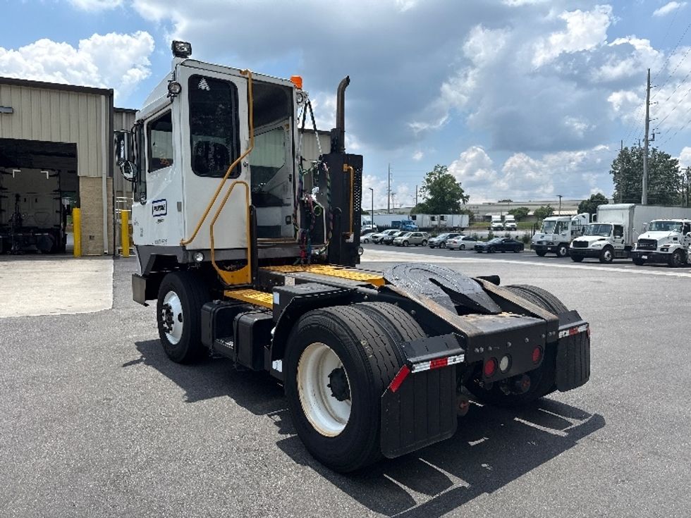 Yard Truck-Heavy Duty Tractors-Ottawa-2019-T2-Forest Park-GA-71,767\n\t\tmiles-$ 52,250 - Image 5