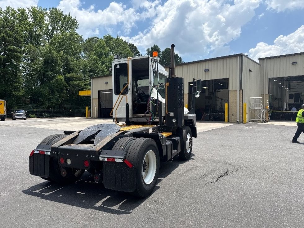 Yard Truck-Heavy Duty Tractors-Ottawa-2019-T2-Forest Park-GA-71,767\n\t\tmiles-$ 52,250 - Image 7