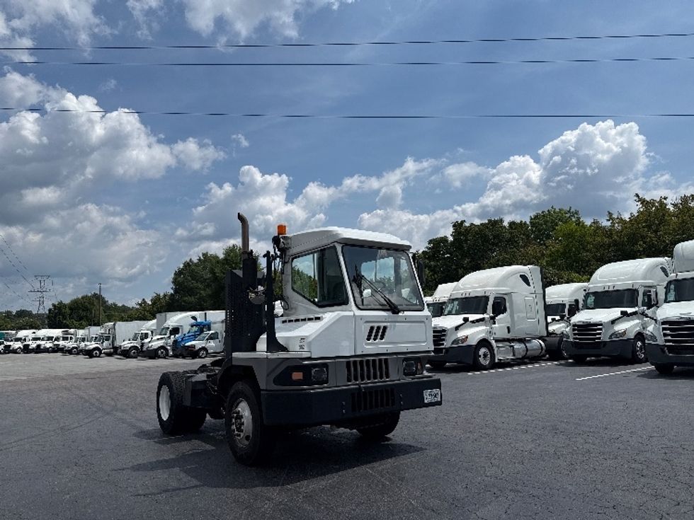 Yard Truck-Heavy Duty Tractors-Ottawa-2019-T2-Greensboro-NC-22,652\n\t\tmiles-$ 56,500 - Image 1