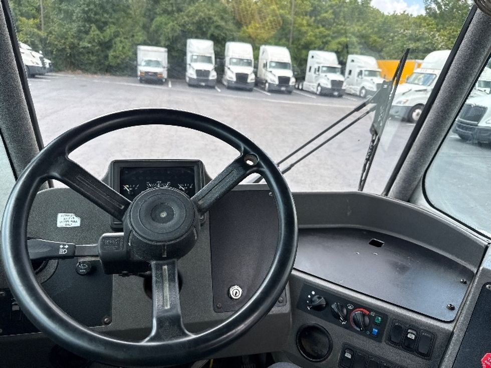 Yard Truck-Heavy Duty Tractors-Ottawa-2019-T2-Greensboro-NC-22,652\n\t\tmiles-$ 56,500 - Image 11