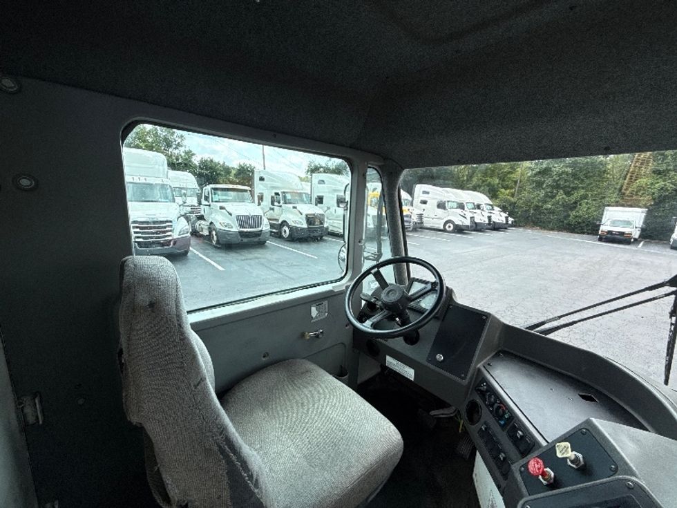 Yard Truck-Heavy Duty Tractors-Ottawa-2019-T2-Greensboro-NC-22,652\n\t\tmiles-$ 56,500 - Image 12