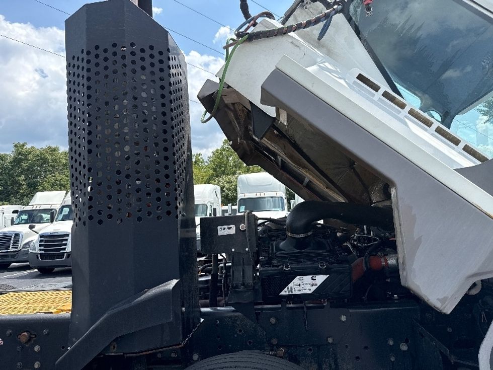 Yard Truck-Heavy Duty Tractors-Ottawa-2019-T2-Greensboro-NC-22,652\n\t\tmiles-$ 56,500 - Image 13