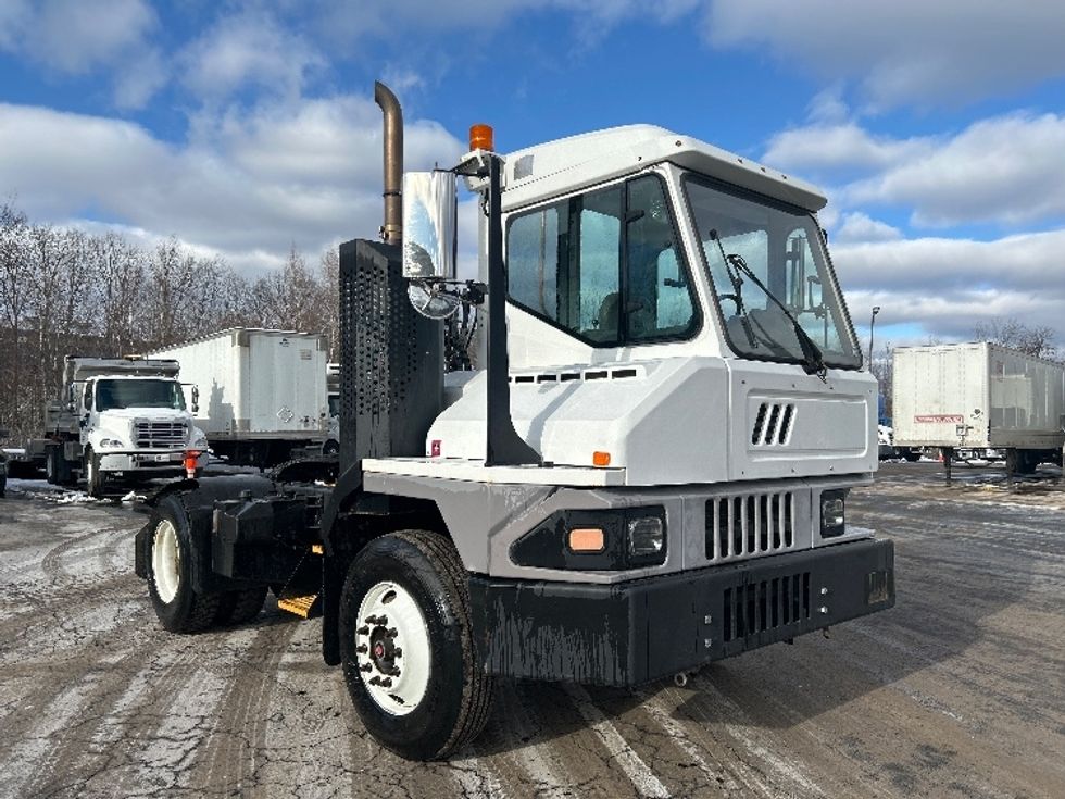 Yard Truck-Heavy Duty Tractors-Ottawa-2019-T2-Jessup-PA-46,129\n\t\tmiles-$ 58,500 - Image 1