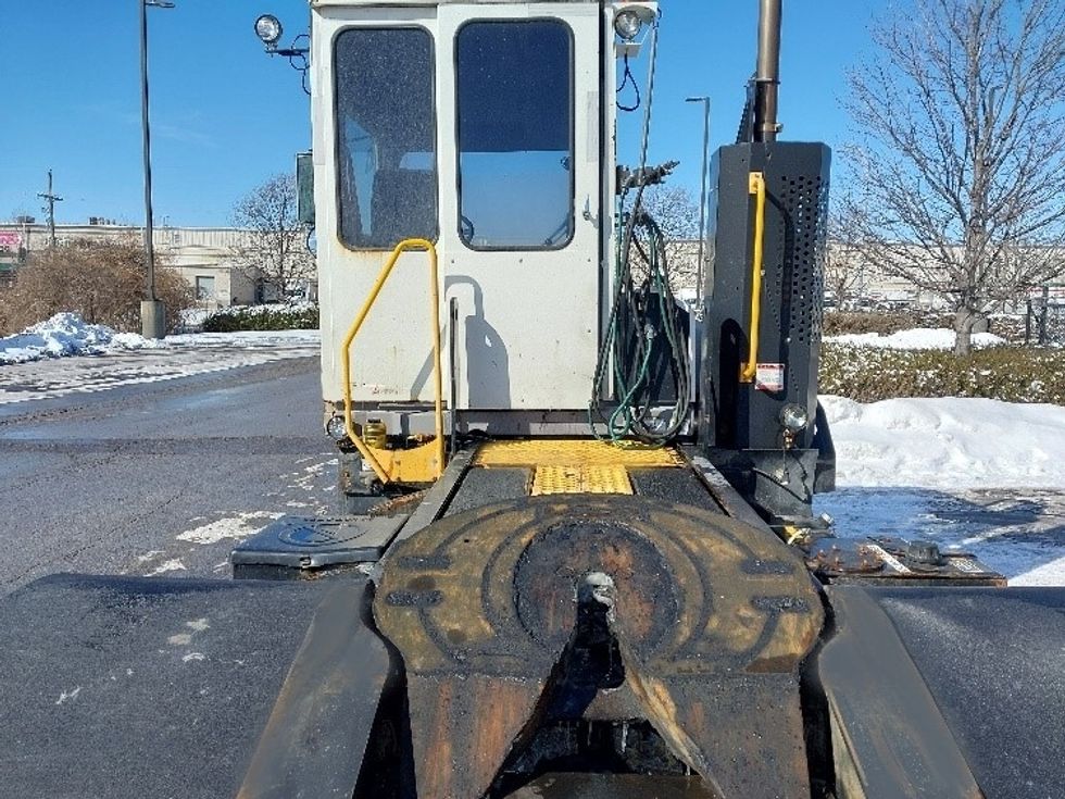 Yard Truck-Heavy Duty Tractors-Ottawa-2019-T2-Kansas City-MO-54,897\n\t\tmiles-$ 66,750 - Image 6