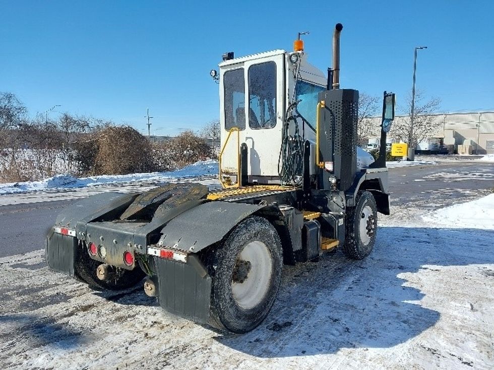 Yard Truck-Heavy Duty Tractors-Ottawa-2019-T2-Kansas City-MO-54,897\n\t\tmiles-$ 66,750 - Image 7