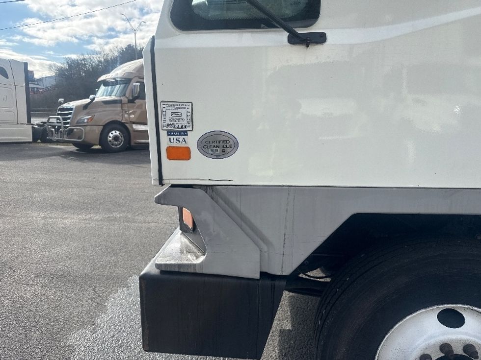 Yard Truck-Heavy Duty Tractors-Ottawa-2019-T2-Knoxville-TN-23,807\n\t\tmiles-$ 70,500 - Image 20