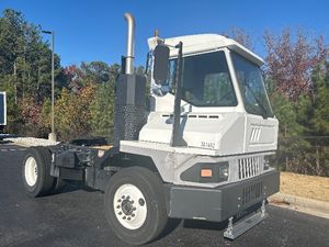 Yard Truck-Heavy Duty Tractors-Ottawa-2019-T2-Lithia Springs-GA-19,724
		miles-$ 65,250