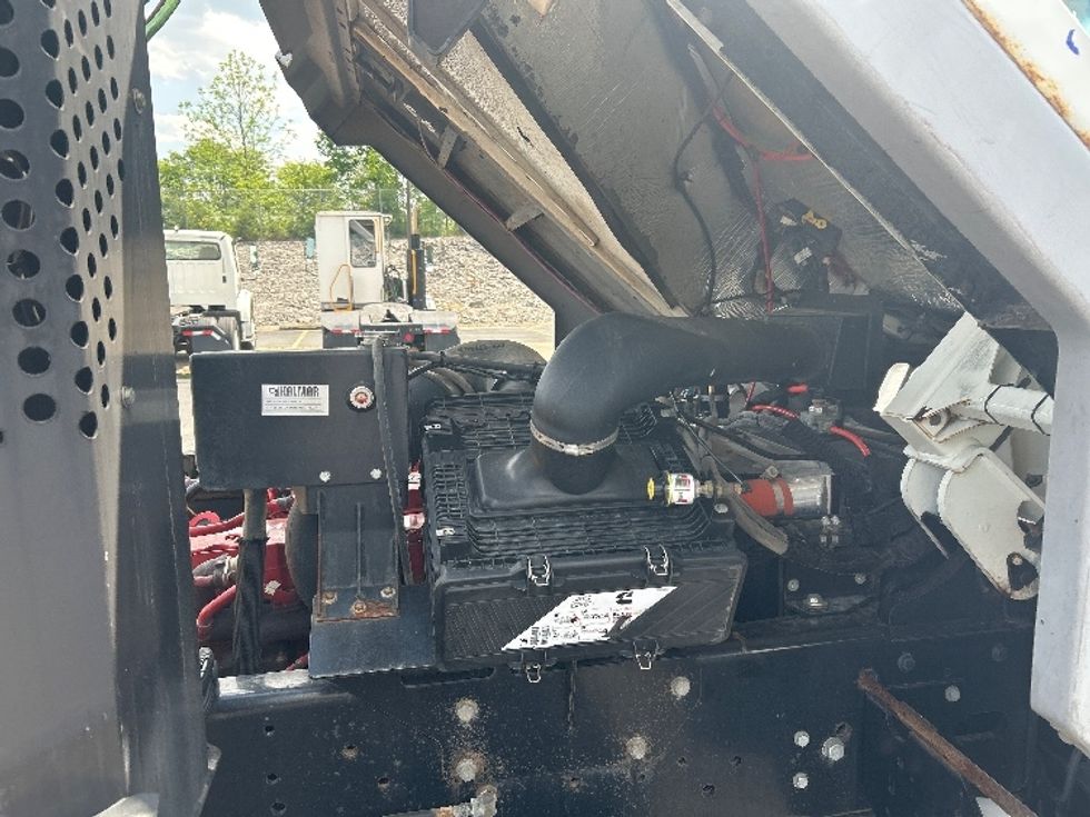 Yard Truck-Heavy Duty Tractors-Ottawa-2019-T2-Nashville (Mount Juliet)-TN-30,667\n\t\tmiles-$ 63,750 - Image 15