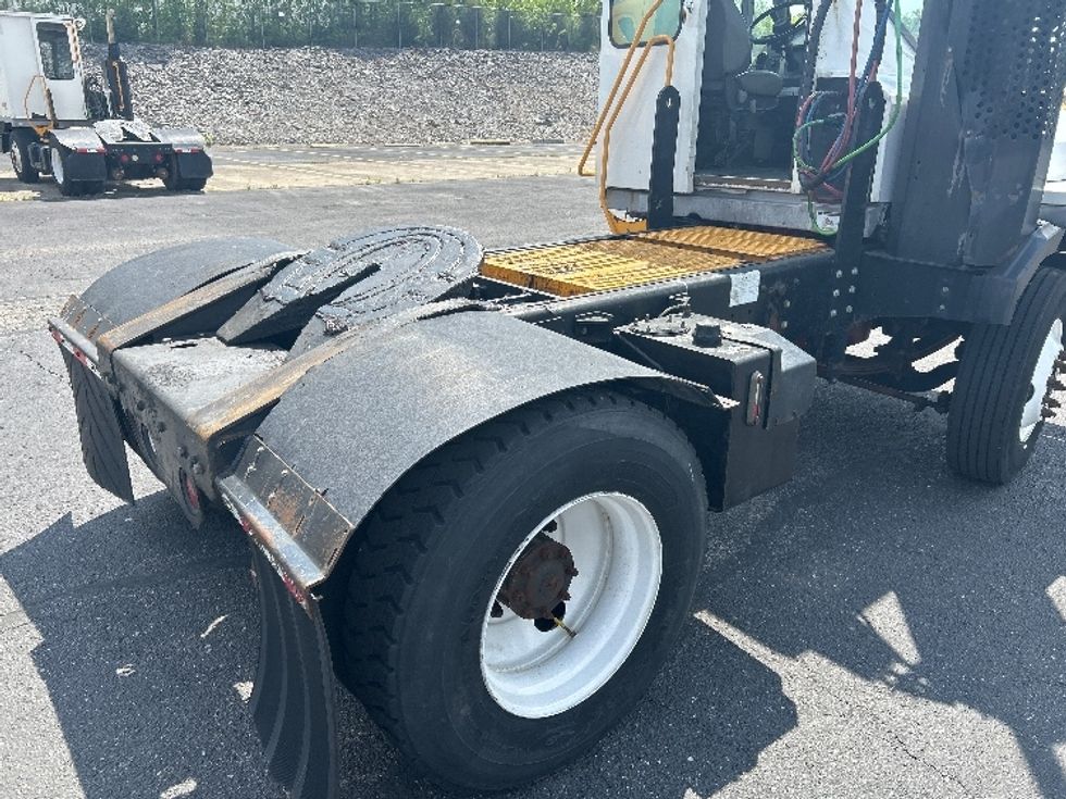 Yard Truck-Heavy Duty Tractors-Ottawa-2019-T2-Nashville (Mount Juliet)-TN-30,667\n\t\tmiles-$ 63,750 - Image 18