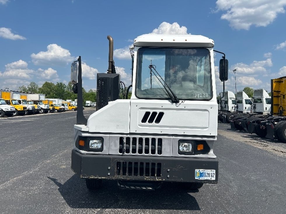 Yard Truck-Heavy Duty Tractors-Ottawa-2019-T2-Nashville (Mount Juliet)-TN-30,667\n\t\tmiles-$ 63,750 - Image 2
