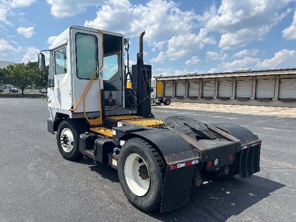 Yard Truck-Heavy Duty Tractors-Ottawa-2019-T2-Nashville (Mount Juliet)-TN-30,667\n\t\tmiles-$ 63,750 - Image 5