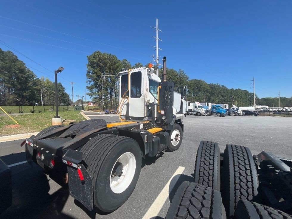 Yard Truck-Heavy Duty Tractors-Ottawa-2019-T2-Newnan-GA-72,075\n\t\tmiles-$ 62,000 - Image 7