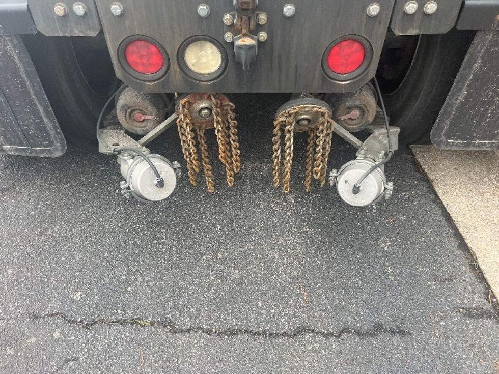 Yard Truck-Heavy Duty Tractors-Ottawa-2019-T2-Salem-VA-67,567\n\t\tmiles-$ 61,000 - Image 17