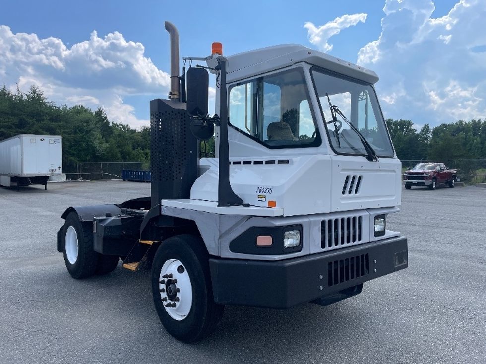 Yard Truck-Heavy Duty Tractors-Ottawa-2019-T2-South Boston-VA-27,136\n\t\tmiles-$ 54,000 - Image 1