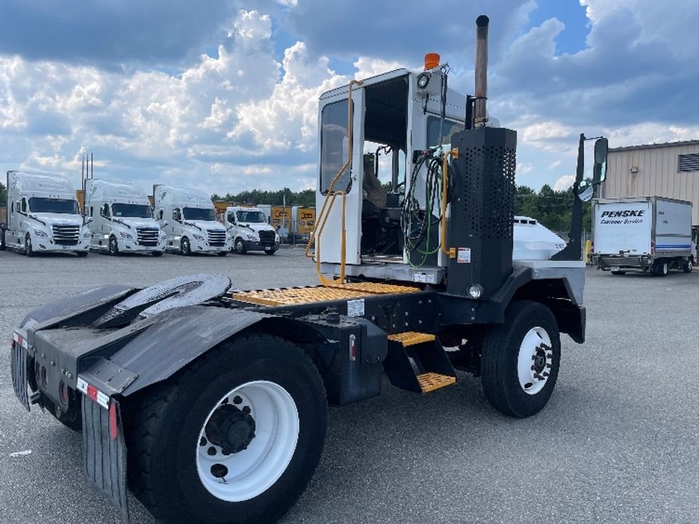 Yard Truck-Heavy Duty Tractors-Ottawa-2019-T2-South Boston-VA-27,136\n\t\tmiles-$ 54,000 - Image 7