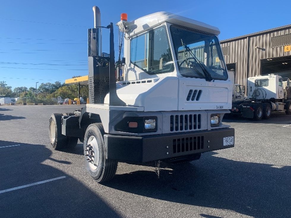Yard Truck-Heavy Duty Tractors-Ottawa-2019-T2-Spartanburg-SC-288,070\n\t\tmiles-$ 63,500 - Image 1