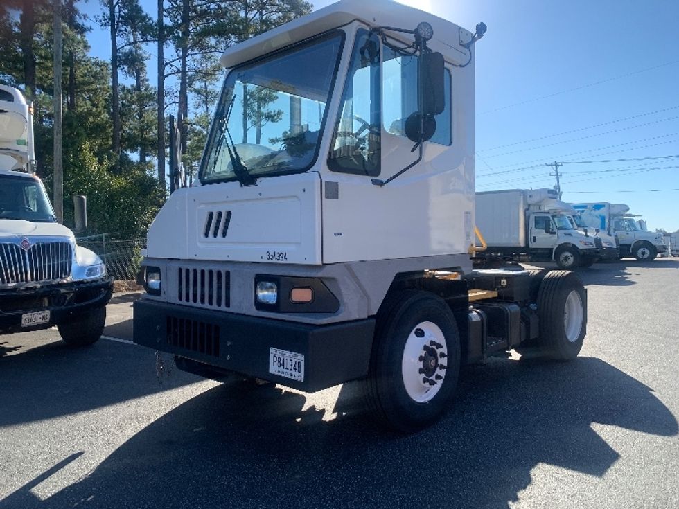 Yard Truck-Heavy Duty Tractors-Ottawa-2019-T2-Spartanburg-SC-288,070\n\t\tmiles-$ 63,500 - Image 3