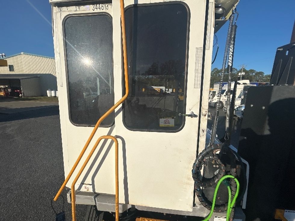 Yard Truck-Heavy Duty Tractors-Ottawa-2019-T2-Tallahassee-FL-166,359\n\t\tmiles-$ 66,250 - Image 14