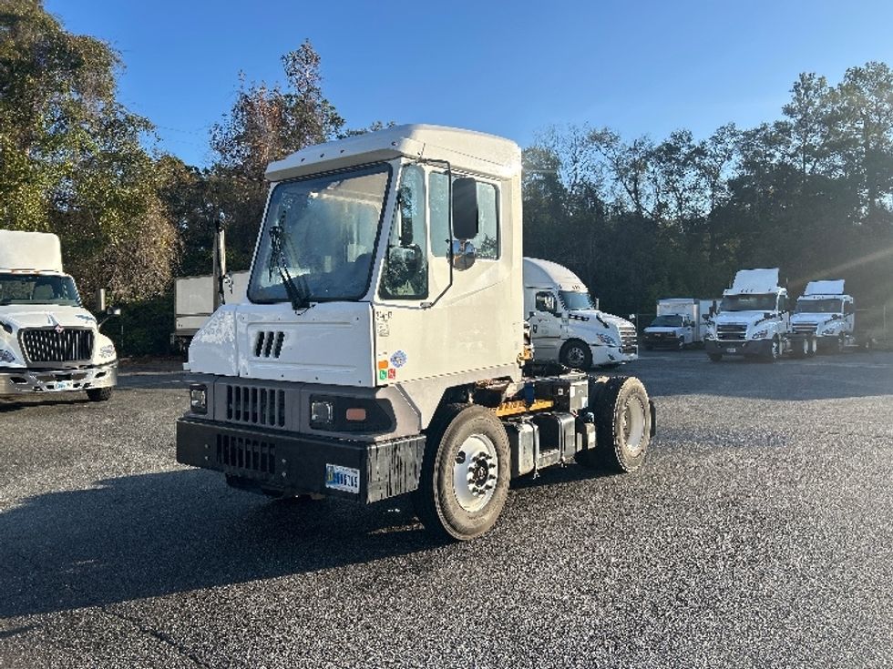 Yard Truck-Heavy Duty Tractors-Ottawa-2019-T2-Tallahassee-FL-166,359\n\t\tmiles-$ 66,250 - Image 3
