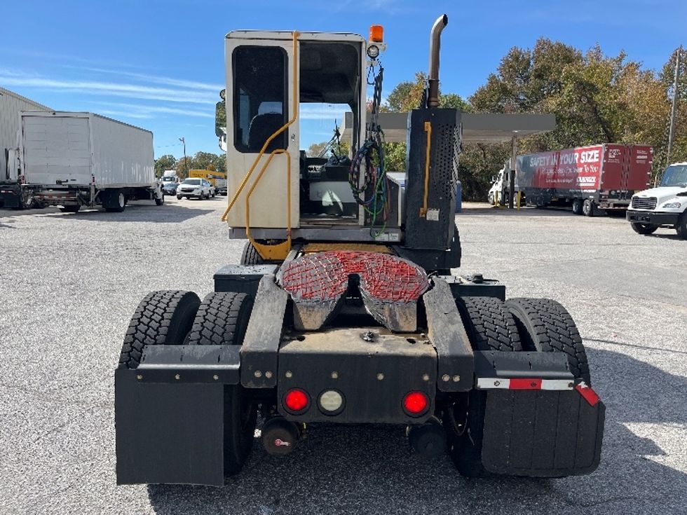 Yard Truck-Heavy Duty Tractors-Ottawa-2019-T2-West Columbia-SC-47,921\n\t\tmiles-$ 67,250 - Image 6