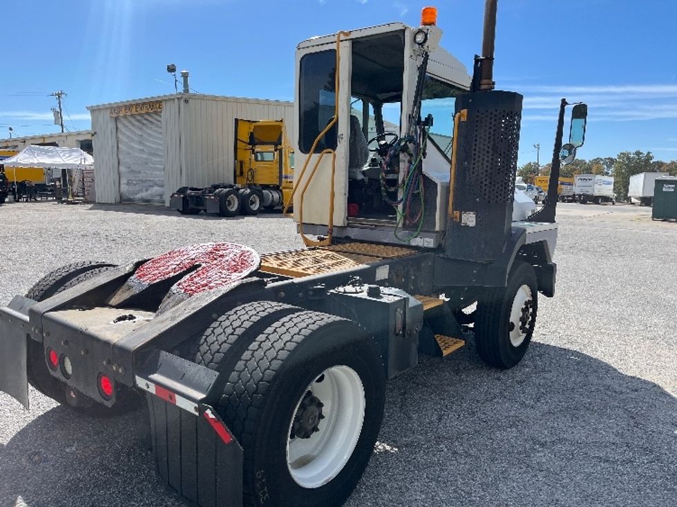 Yard Truck-Heavy Duty Tractors-Ottawa-2019-T2-West Columbia-SC-47,921\n\t\tmiles-$ 67,250 - Image 7