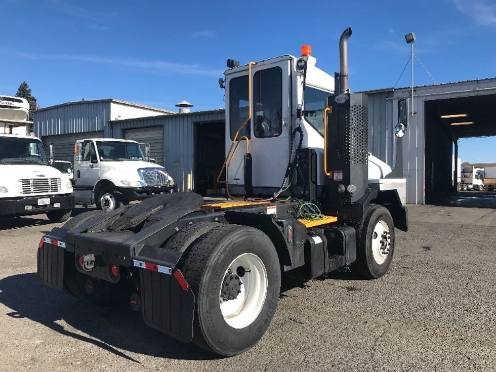 Yard Truck-Heavy Duty Tractors-Ottawa-2019-T2-West Sacramento-CA-35,799\n\t\tmiles-$ 69,250 - Image 7