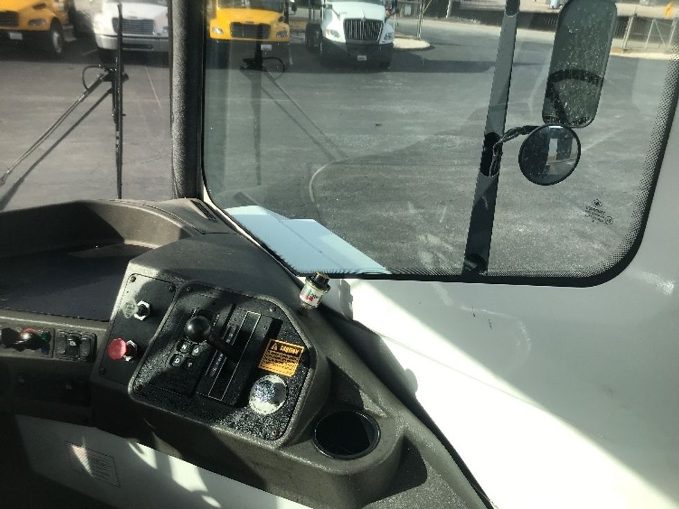 Yard Truck-Heavy Duty Tractors-Ottawa-2019-T2-York-PA-8,151\n\t\tmiles-$ 63,000 - Image 12