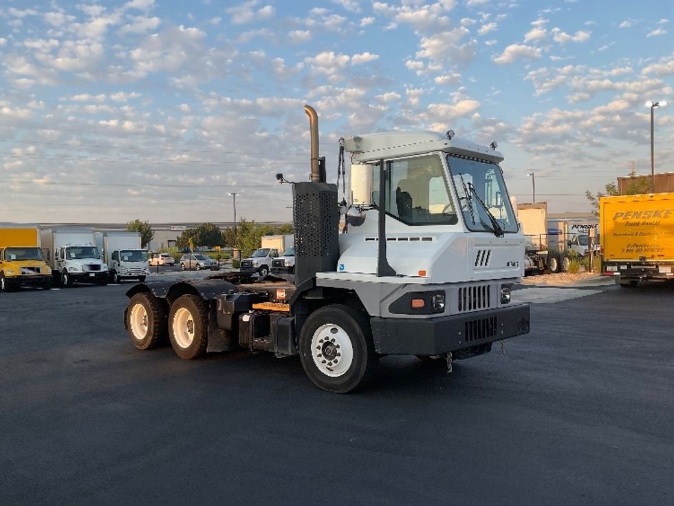 Yard Truck-Heavy Duty Tractors-Ottawa-2020-T2-Boise-ID-37,079\n\t\tmiles-$ 75,250 - Image 1