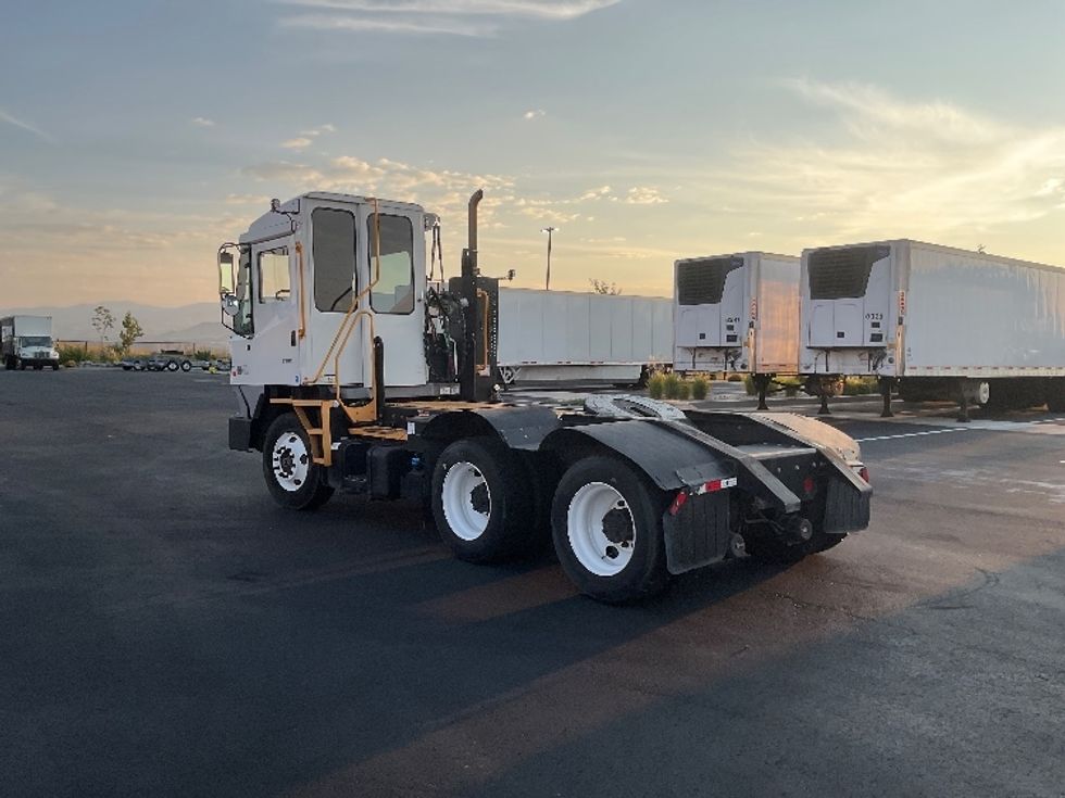 Yard Truck-Heavy Duty Tractors-Ottawa-2020-T2-Boise-ID-37,079\n\t\tmiles-$ 75,250 - Image 5