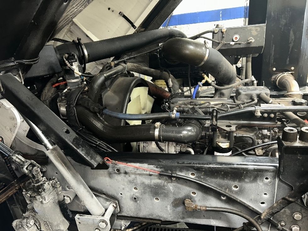 Yard Truck-Heavy Duty Tractors-Ottawa-2020-T2-Brooklyn Park-MN-17,128\n\t\tmiles-$ 63,500 - Image 12