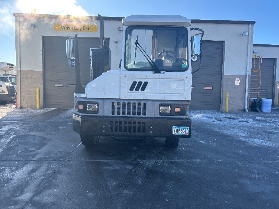 Yard Truck-Heavy Duty Tractors-Ottawa-2020-T2-Brooklyn Park-MN-17,128\n\t\tmiles-$ 63,500 - Image 2