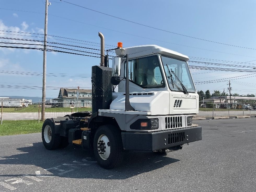Yard Truck-Heavy Duty Tractors-Ottawa-2020-T2-Carlisle-PA-70,257\n\t\tmiles-$ 60,250 - Image 1