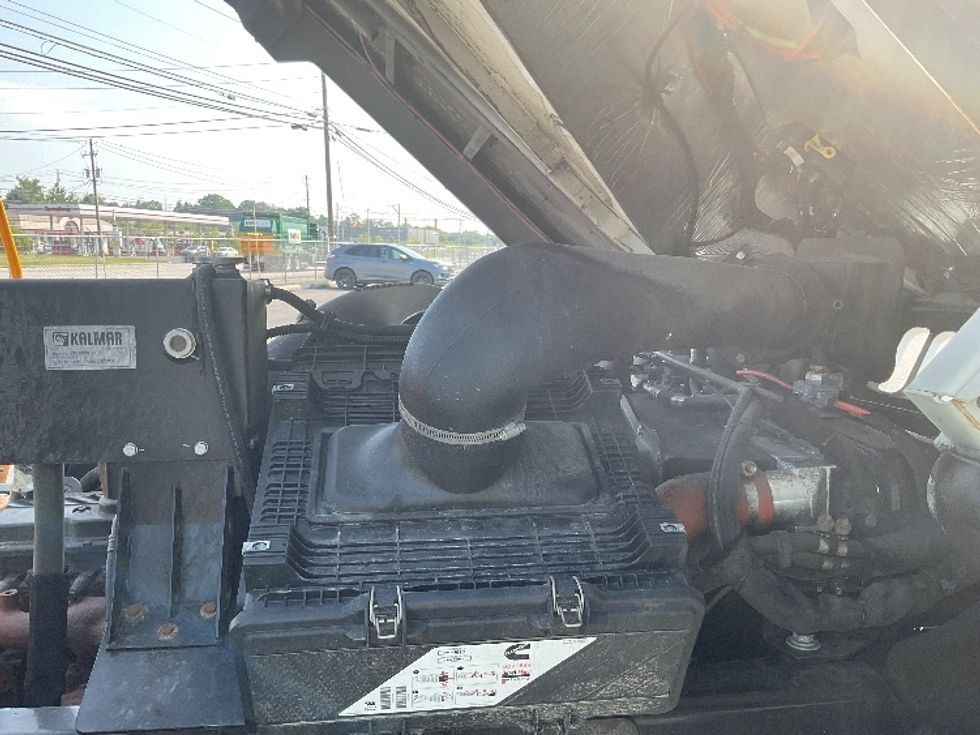 Yard Truck-Heavy Duty Tractors-Ottawa-2020-T2-Carlisle-PA-70,257\n\t\tmiles-$ 60,250 - Image 15