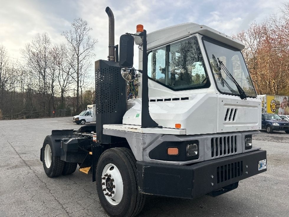 Yard Truck-Heavy Duty Tractors-Ottawa-2020-T2-Charlotte-NC-37,645\n\t\tmiles-$ 74,750 - Image 1
