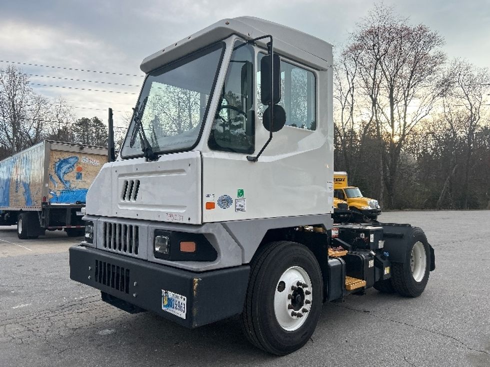 Yard Truck-Heavy Duty Tractors-Ottawa-2020-T2-Charlotte-NC-37,645\n\t\tmiles-$ 74,750 - Image 3