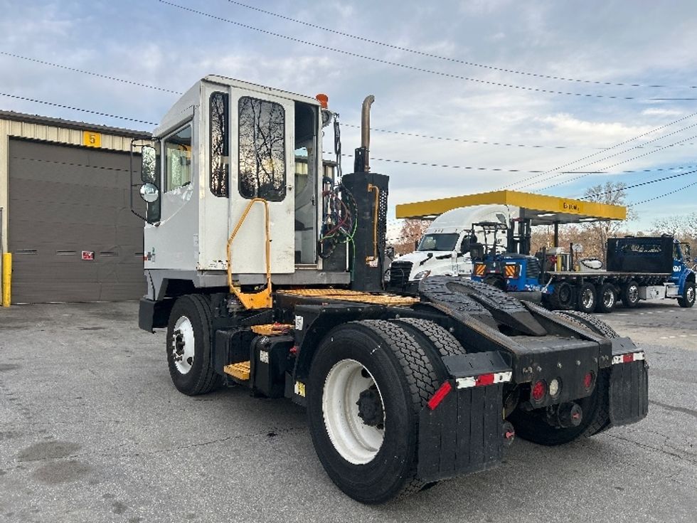 Yard Truck-Heavy Duty Tractors-Ottawa-2020-T2-Charlotte-NC-37,645\n\t\tmiles-$ 74,750 - Image 5