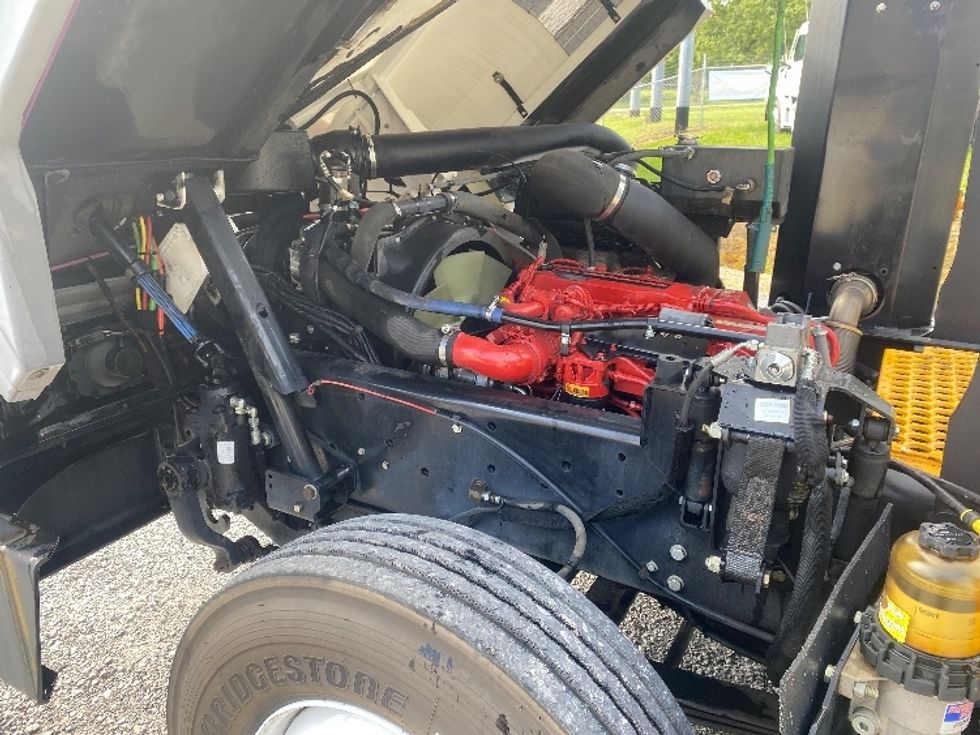 Yard Truck-Heavy Duty Tractors-Ottawa-2020-T2-Cleveland-TN-131,233\n\t\tmiles-$ 74,000 - Image 14
