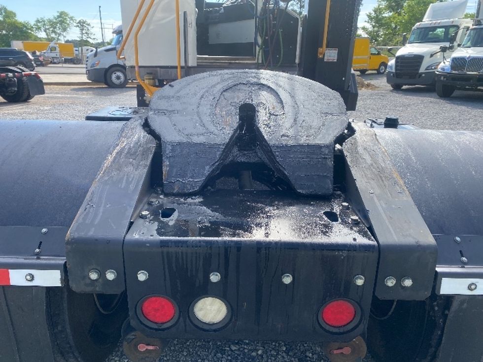 Yard Truck-Heavy Duty Tractors-Ottawa-2020-T2-Cleveland-TN-131,233\n\t\tmiles-$ 74,000 - Image 6
