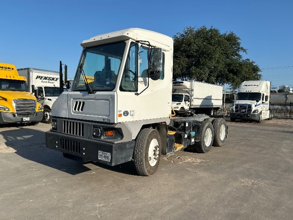 Yard Truck-Heavy Duty Tractors-Ottawa-2020-T2-Dallas-TX-24,053\n\t\tmiles-$ 89,500 - Image 3
