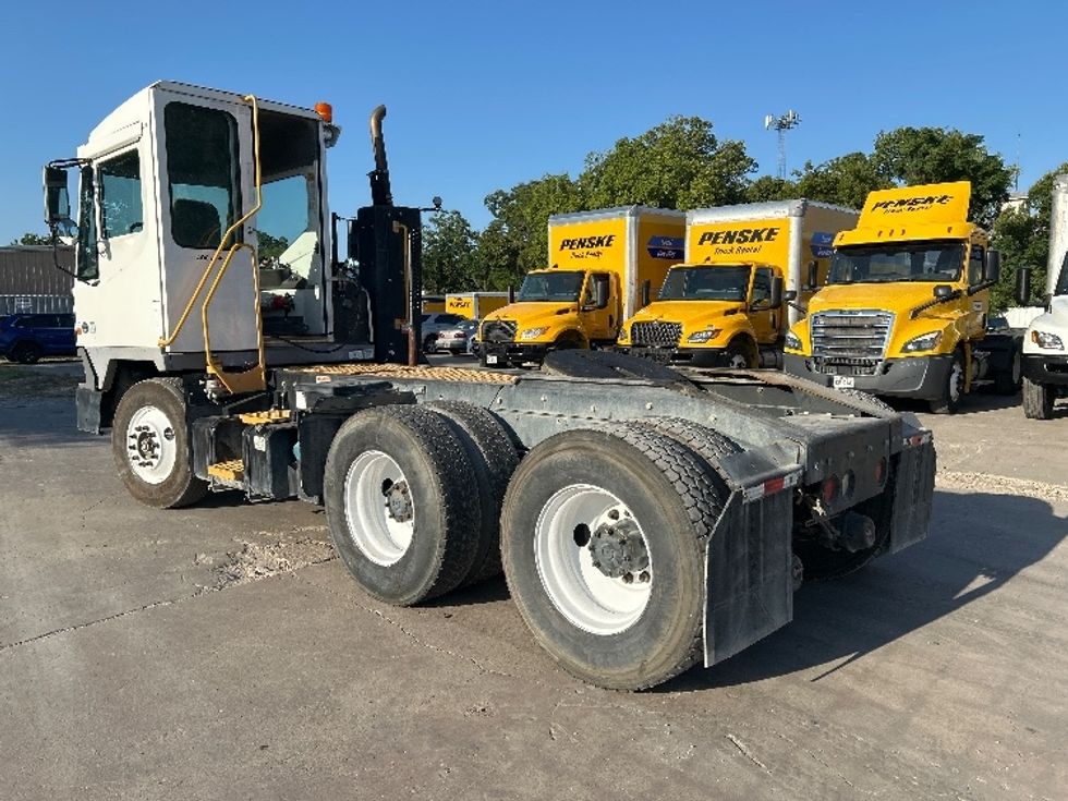 Yard Truck-Heavy Duty Tractors-Ottawa-2020-T2-Dallas-TX-24,053\n\t\tmiles-$ 89,500 - Image 5