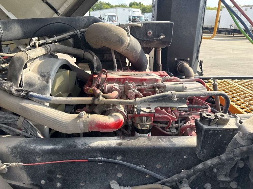 Yard Truck-Heavy Duty Tractors-Ottawa-2020-T2-Dallas-TX-24,092\n\t\tmiles-$ 92,500 - Image 13