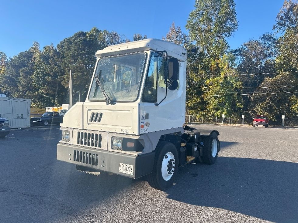 Yard Truck-Heavy Duty Tractors-Ottawa-2020-T2-Dalton-GA-19,363\n\t\tmiles-$ 75,000 - Image 3